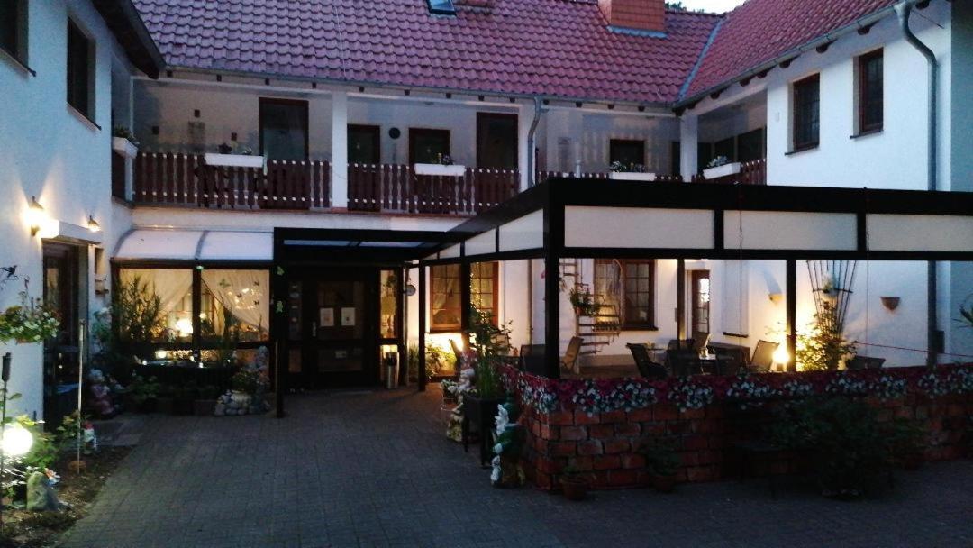 Hotelpension Schwalbennest Benz  Exteriör bild