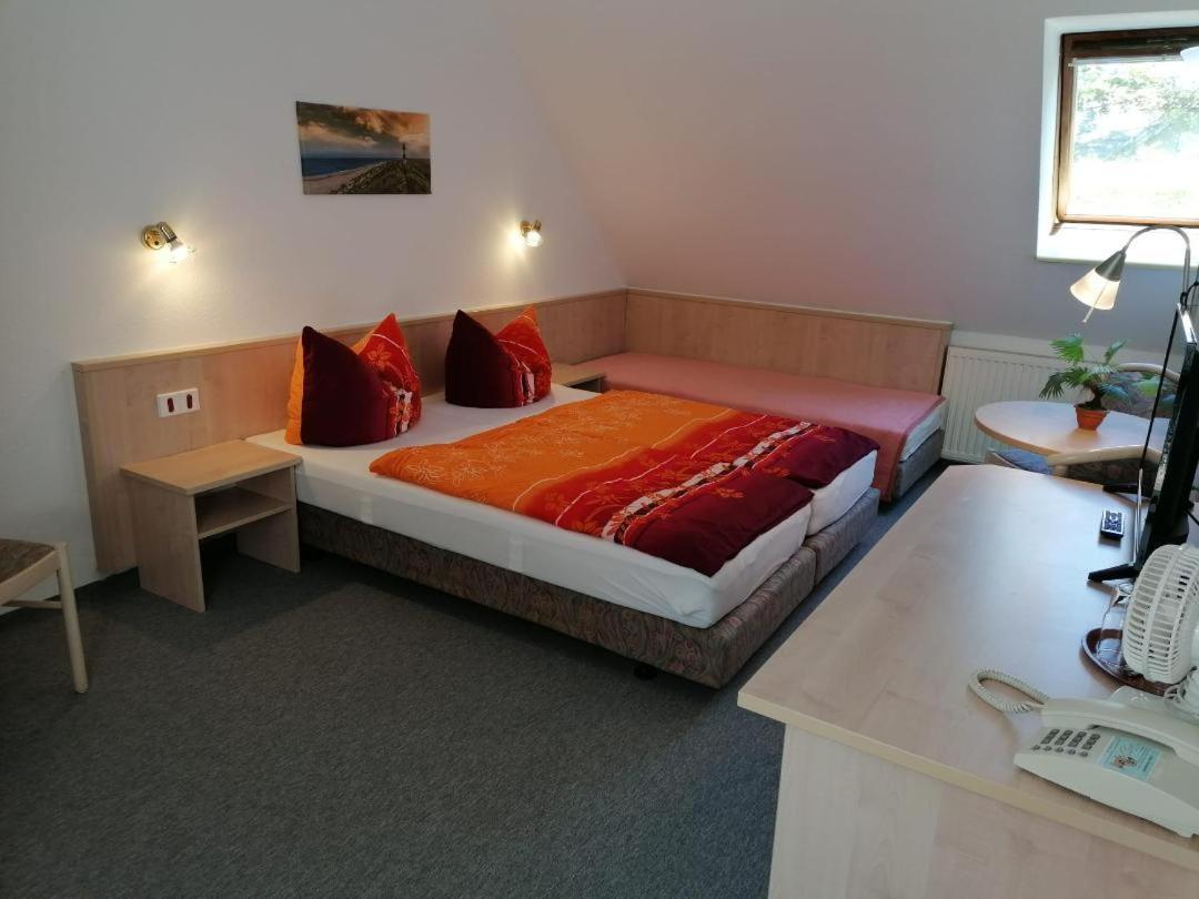 Hotelpension Schwalbennest Benz  Exteriör bild