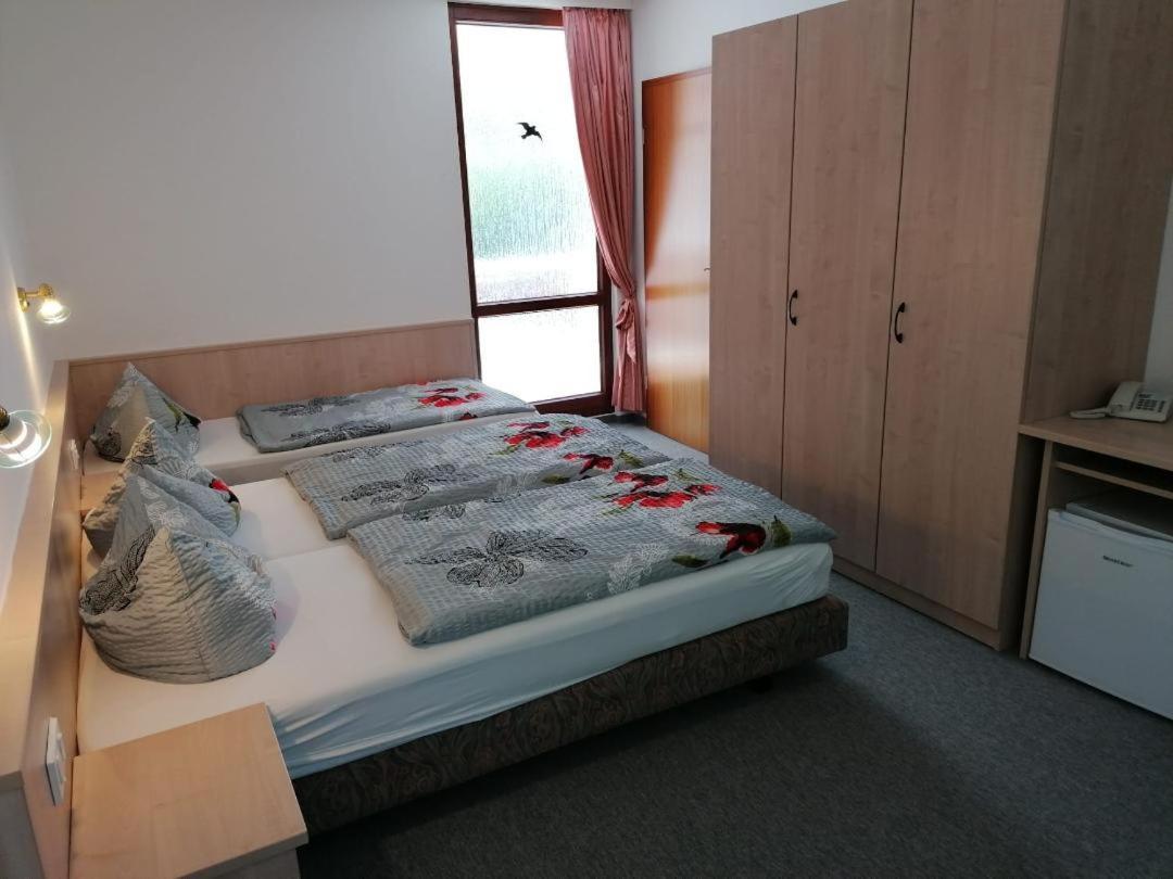 Hotelpension Schwalbennest Benz  Exteriör bild