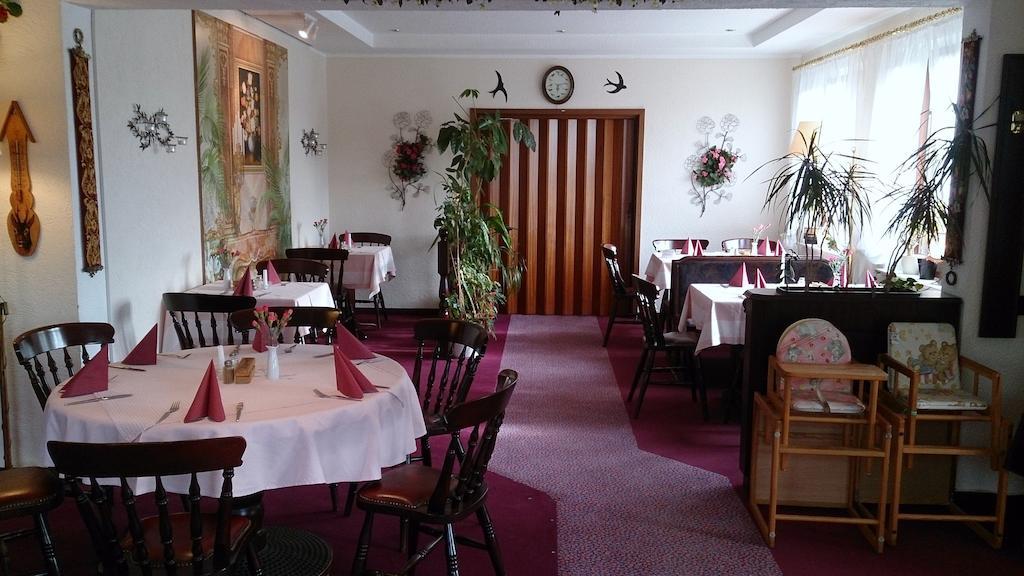 Hotelpension Schwalbennest Benz  Exteriör bild